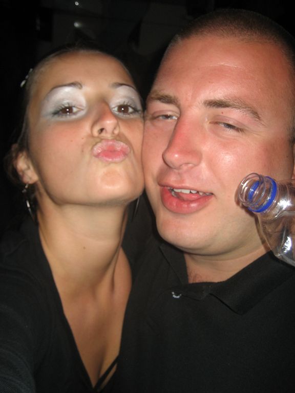 i/Kranj/Absolvent08/07-BlackWhiteParty/absolvent 1850.jpg
